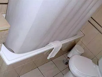 بيت ضيافة ريزيدينسيال مار دوس أكوريس 2*