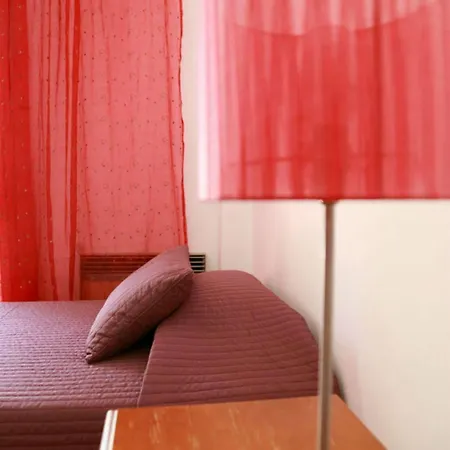 Гостевой дом Residencial Mar Dos Acores 2*