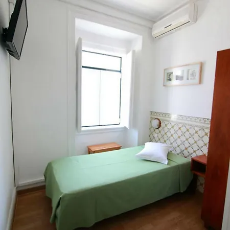 Гостевой дом Residencial Mar Dos Acores 2*