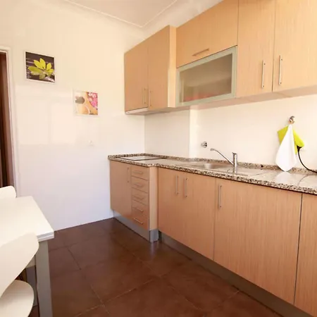 Гостевой дом Residencial Mar Dos Acores 2*